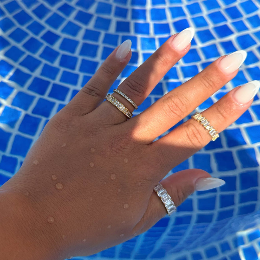 Iced Out Ring Pavé wasserfest 18K vergoldet Glitzer