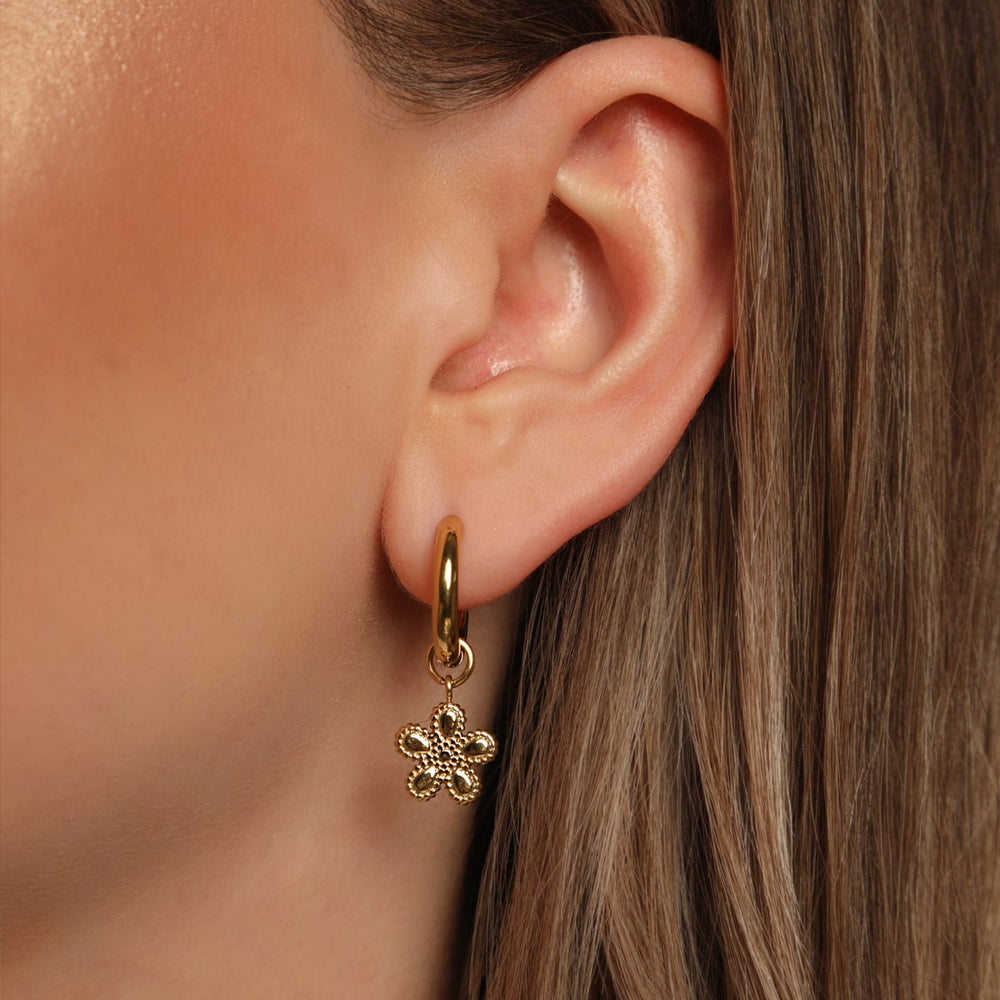 wasserfeste Ohrringe mit Blumen Edelstahl Schmuck vergoldet
