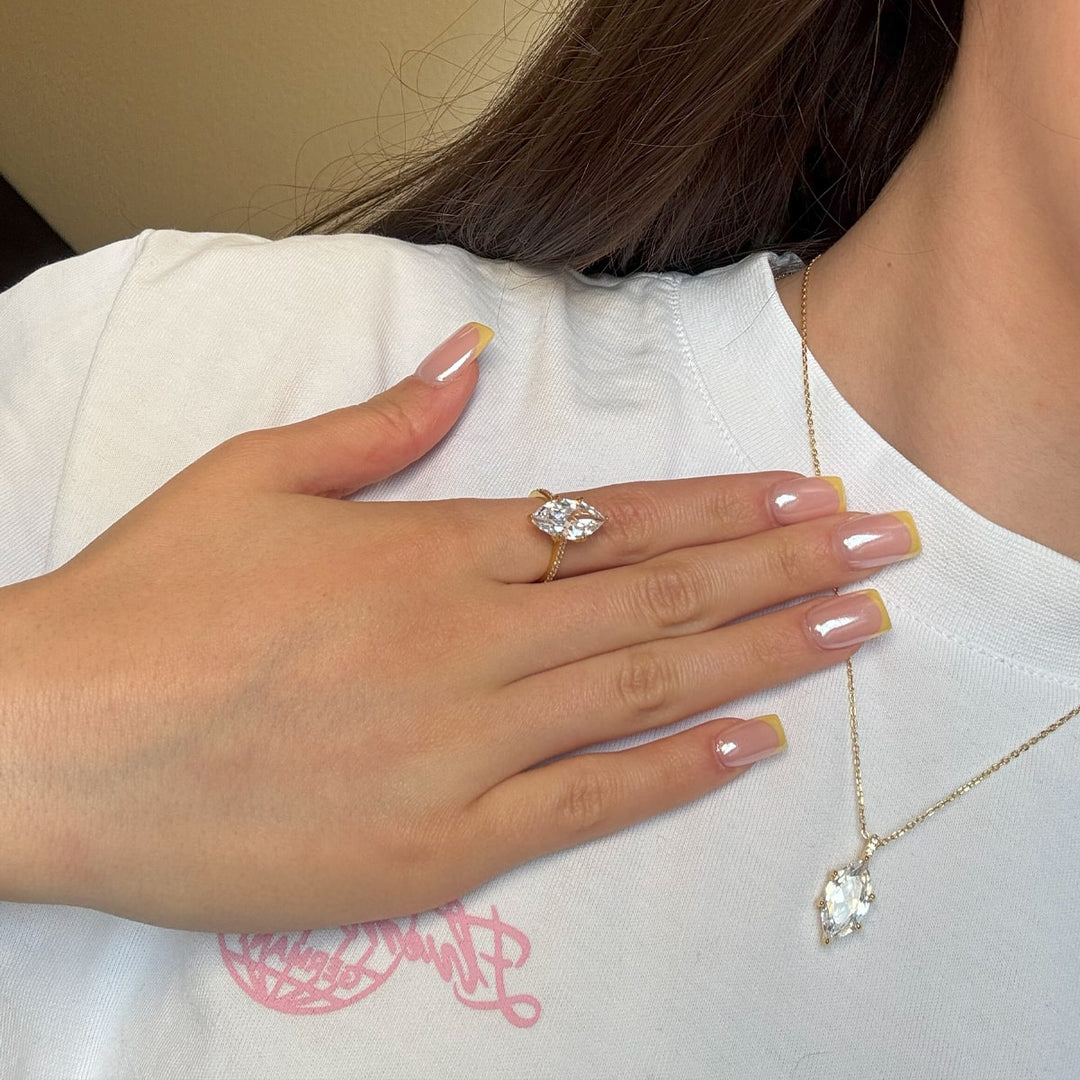 Kette aus Sterling Silber vergoldet mit Zirkoniastein Marquise