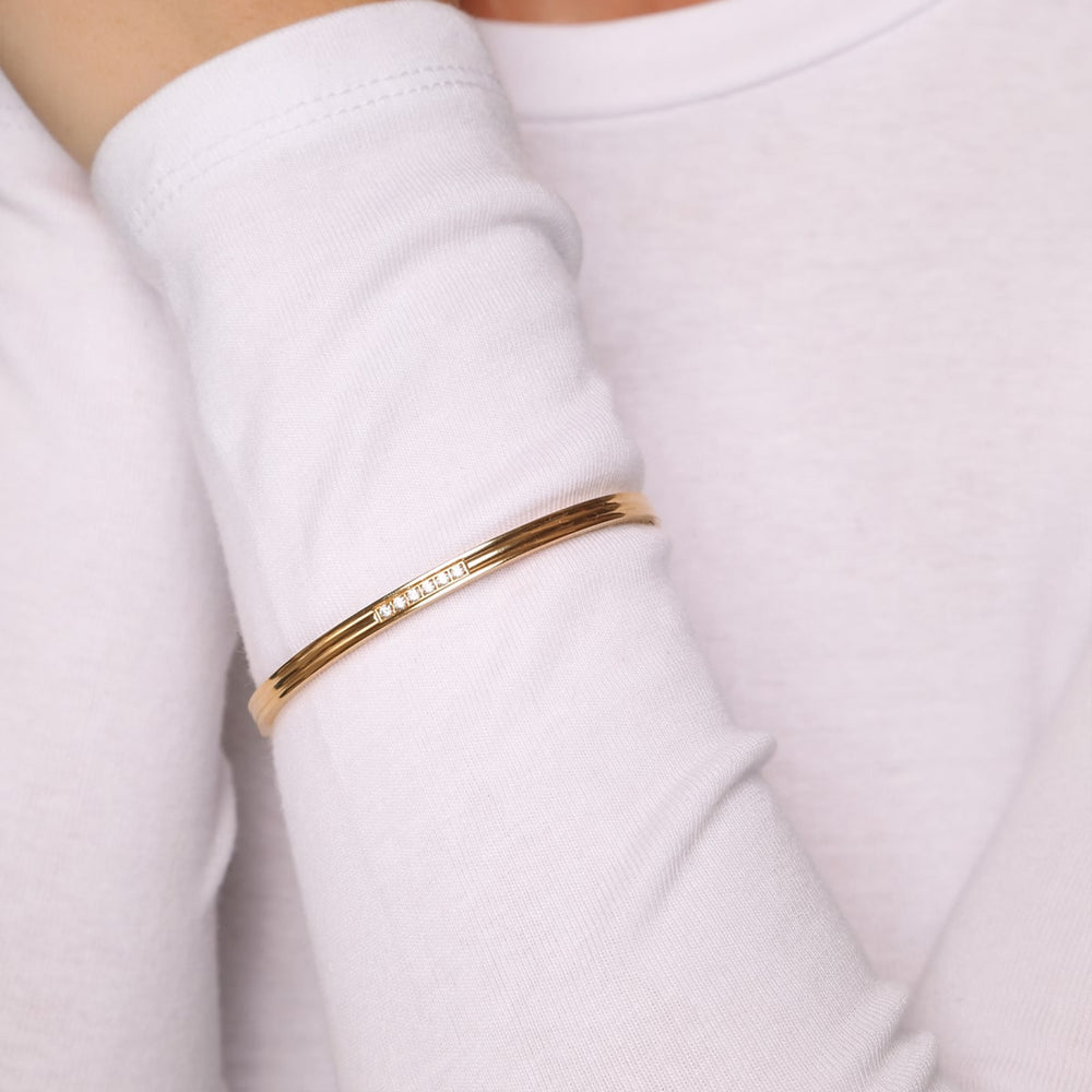 wasserfester Armreif mit Zirkonia Steinen 18K vergoldet