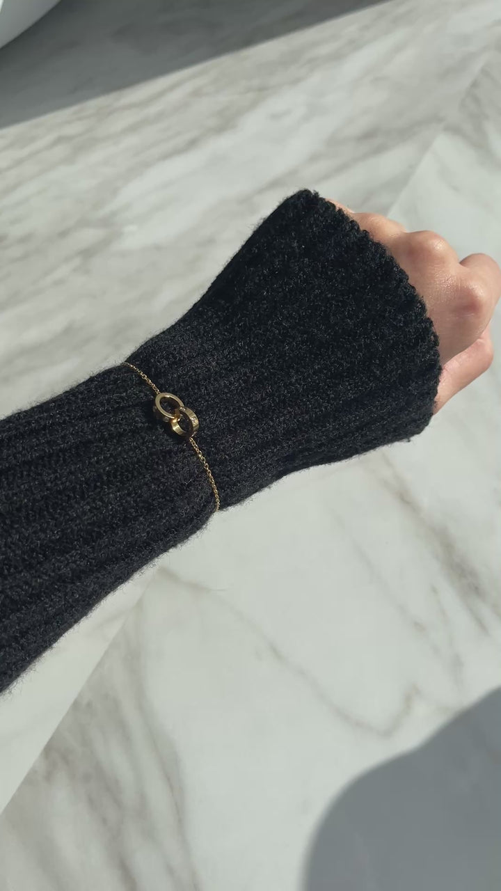 Armband mit 2 verbundenen Ringen wasserfest Edelstahl