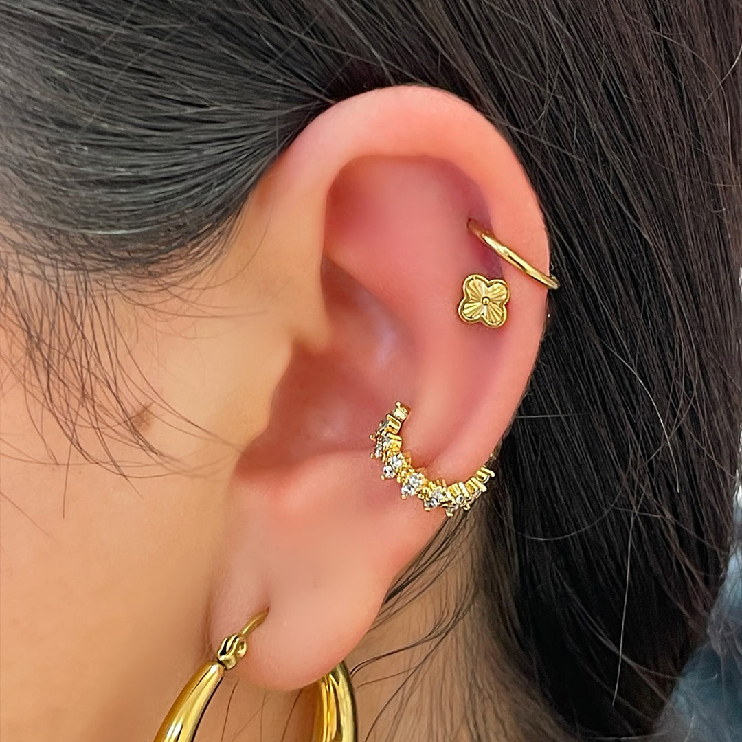 kleines Clover Labret Ohrstecker Kleeblatt Chirurgenstahl vergoldet 
