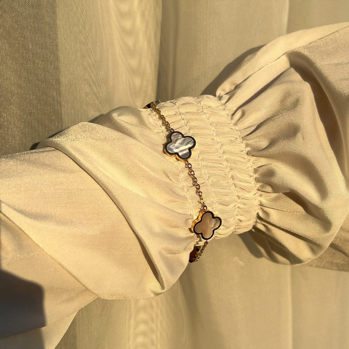 Clover Armband Perlmutt 18K vergoldet wasserfest