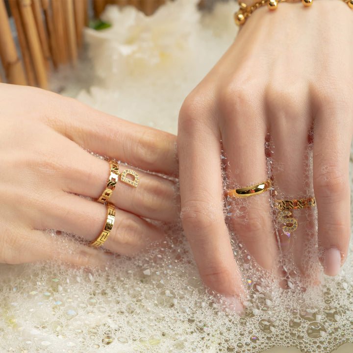 Buchstaben Schmuck gold Edelstahl 18K vergoldet